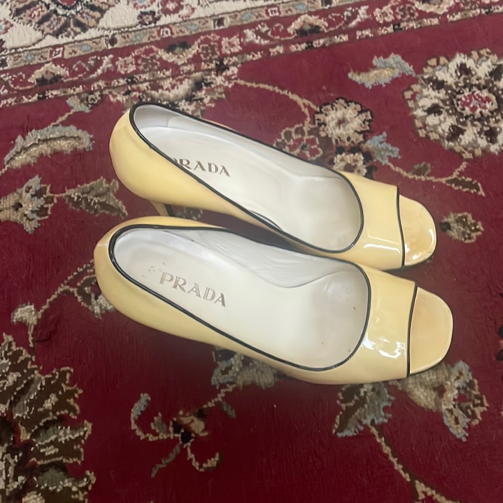 Cute Prada sexy shoe size 37